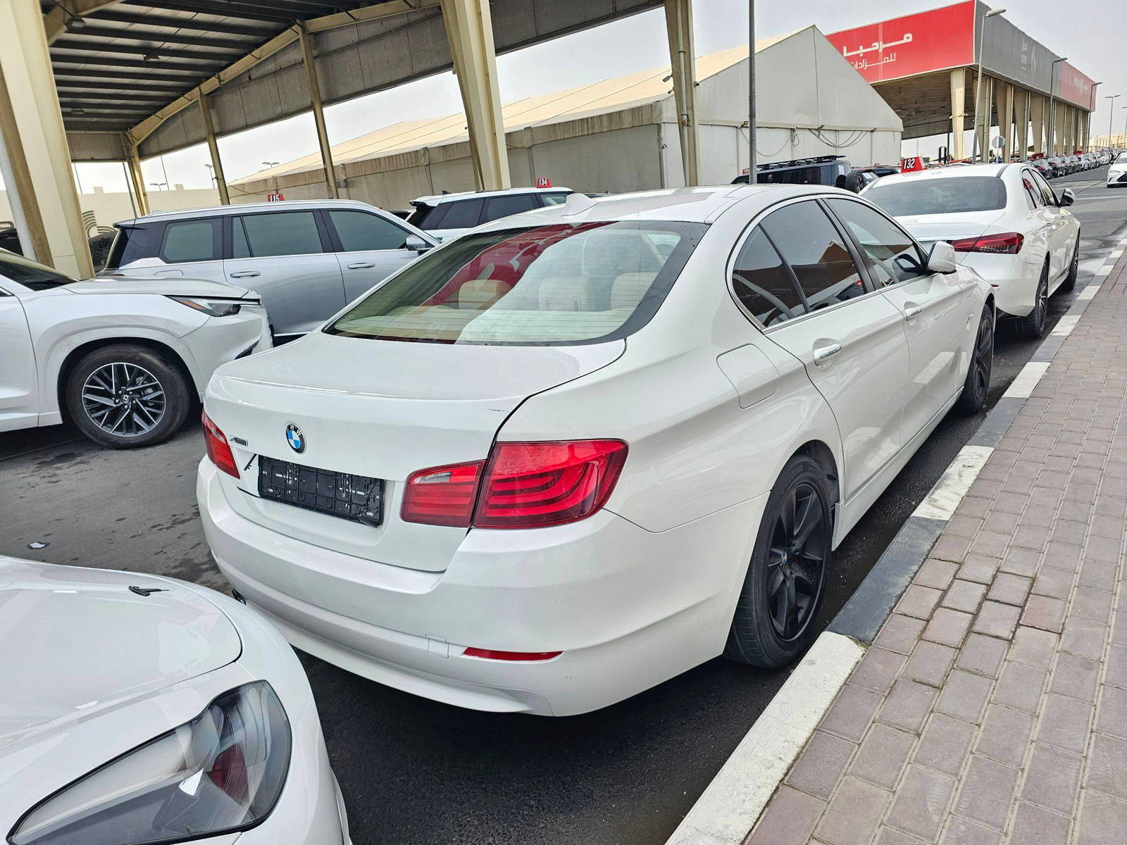 2012 BMW 528i — 246205 KM — Lot CDY29692 — Ind. 12 - Marhaba Auctions Used Cars - Image 3