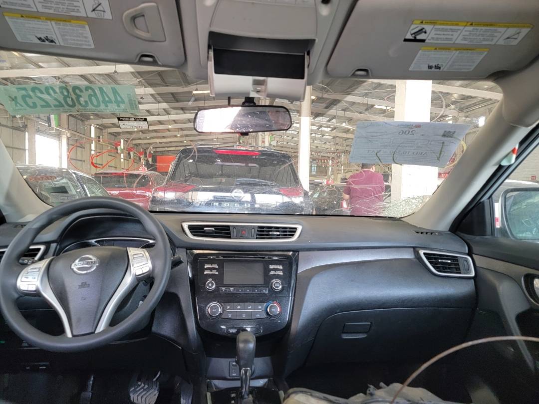 2015 NISSAN ROGUE — 143634 Miles — Lot C838803 — Souq - Marhaba Auctions Used Cars - Image 8