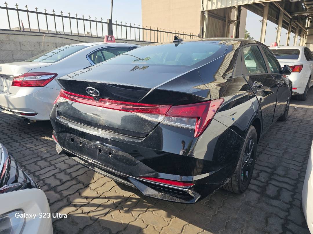 2021 HYUNDAI ELANTRA — 72273 KM — Lot 4MH012634 — Main - Marhaba Auctions Used Cars - Image 4