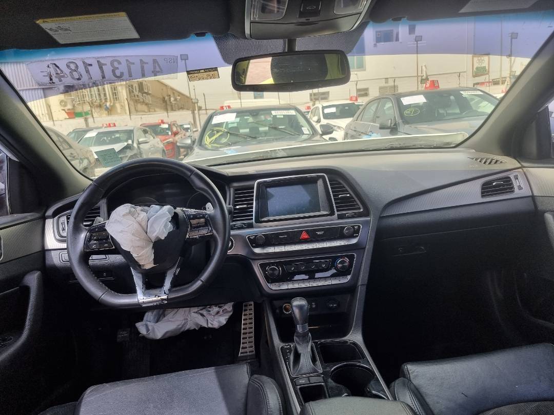 2018 HYUNDAI SONATA — 89582 Miles — Lot 682856 — Main - Marhaba Auctions Used Cars - Image 8