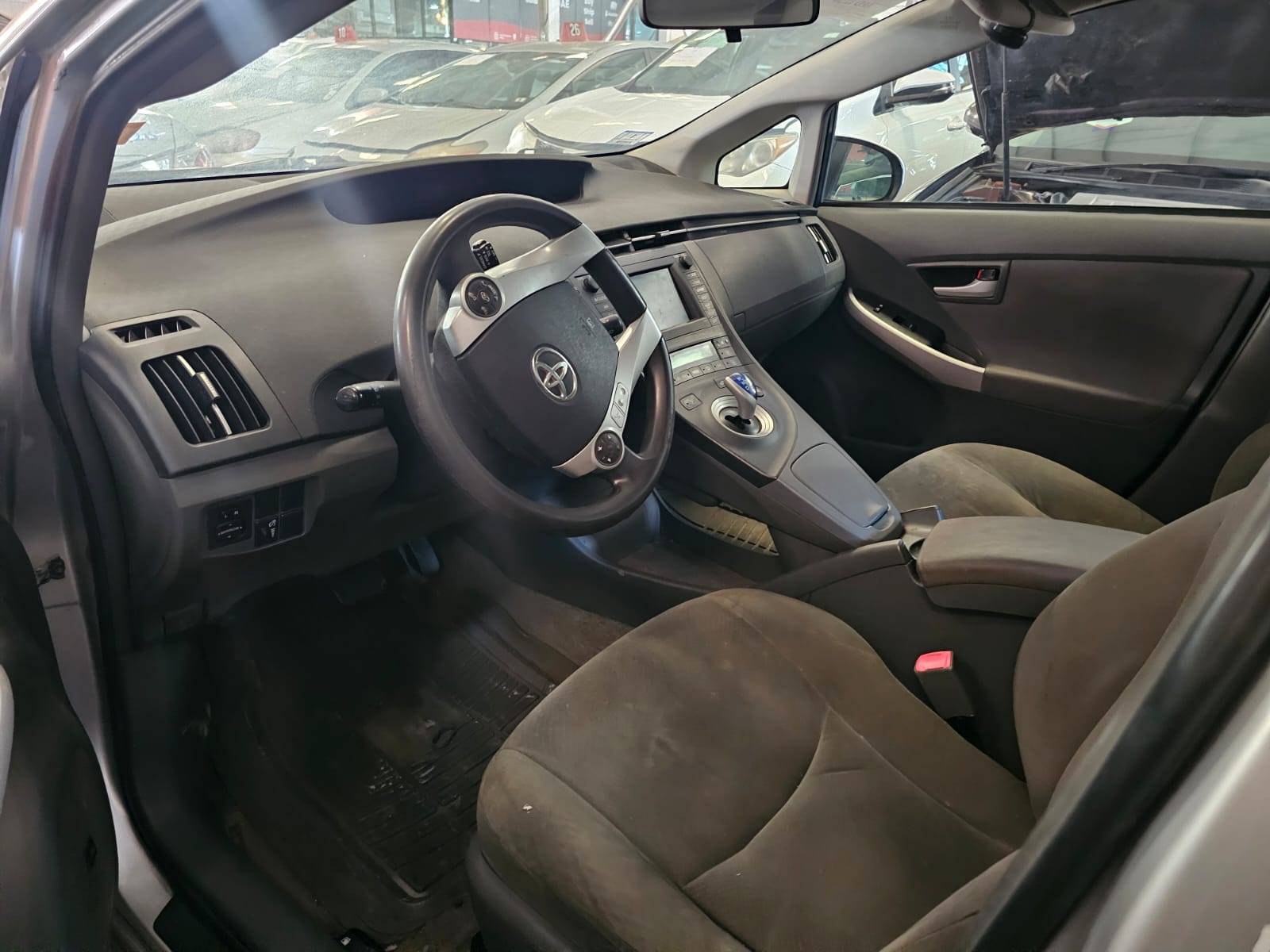 2010 TOYOTA PRIUS — 252233 Miles — Lot A0233093 — Main - Marhaba Auctions Used Cars - Image 8