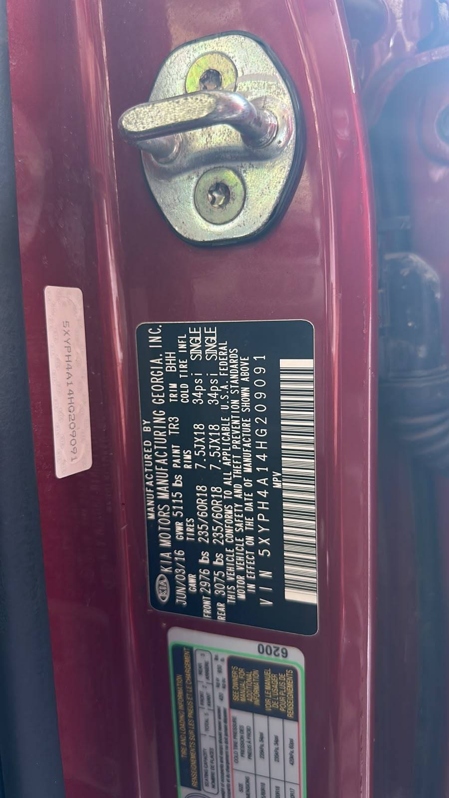 2017 KIA SORENTO — 96366 Miles — Lot HG209091 — Souq - Marhaba Auctions Used Cars - Image 2