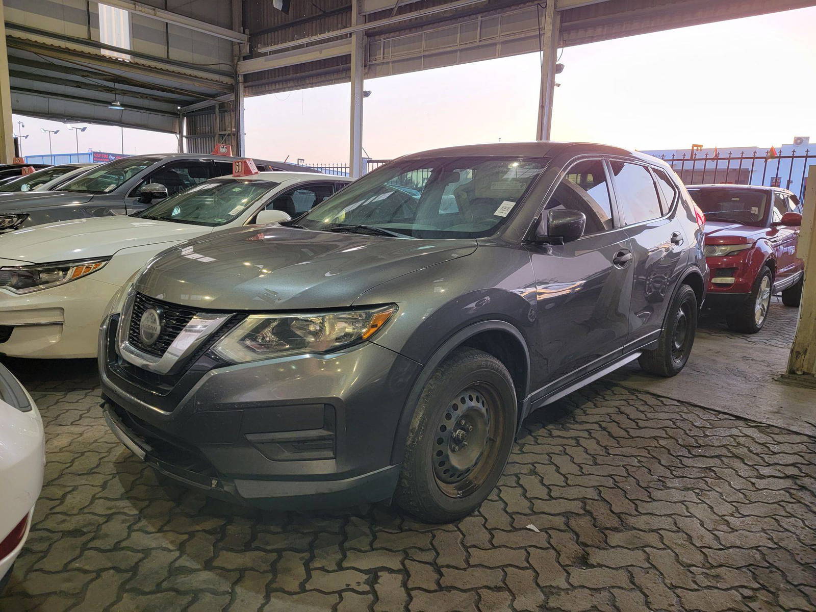 2018 NISSAN ROGUE — 196537 Miles — Lot 3513502 — Main - Marhaba Auctions Used Cars - Image 3