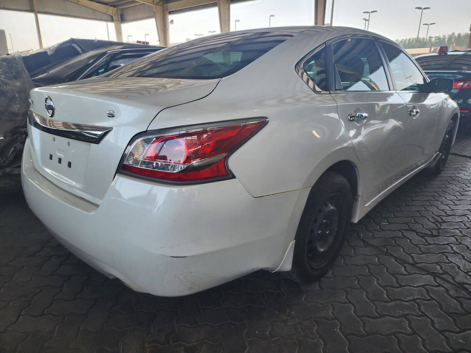 2015 NISSAN ALTIMA — 122269 Miles — Lot 79299823 — Souq - Marhaba Auctions Used Cars - Image 3