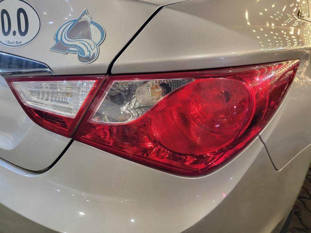 2011 HYUNDAI SONATA — 167631 Miles — Lot 38256344 - Marhaba Auctions Used Cars - Image 9