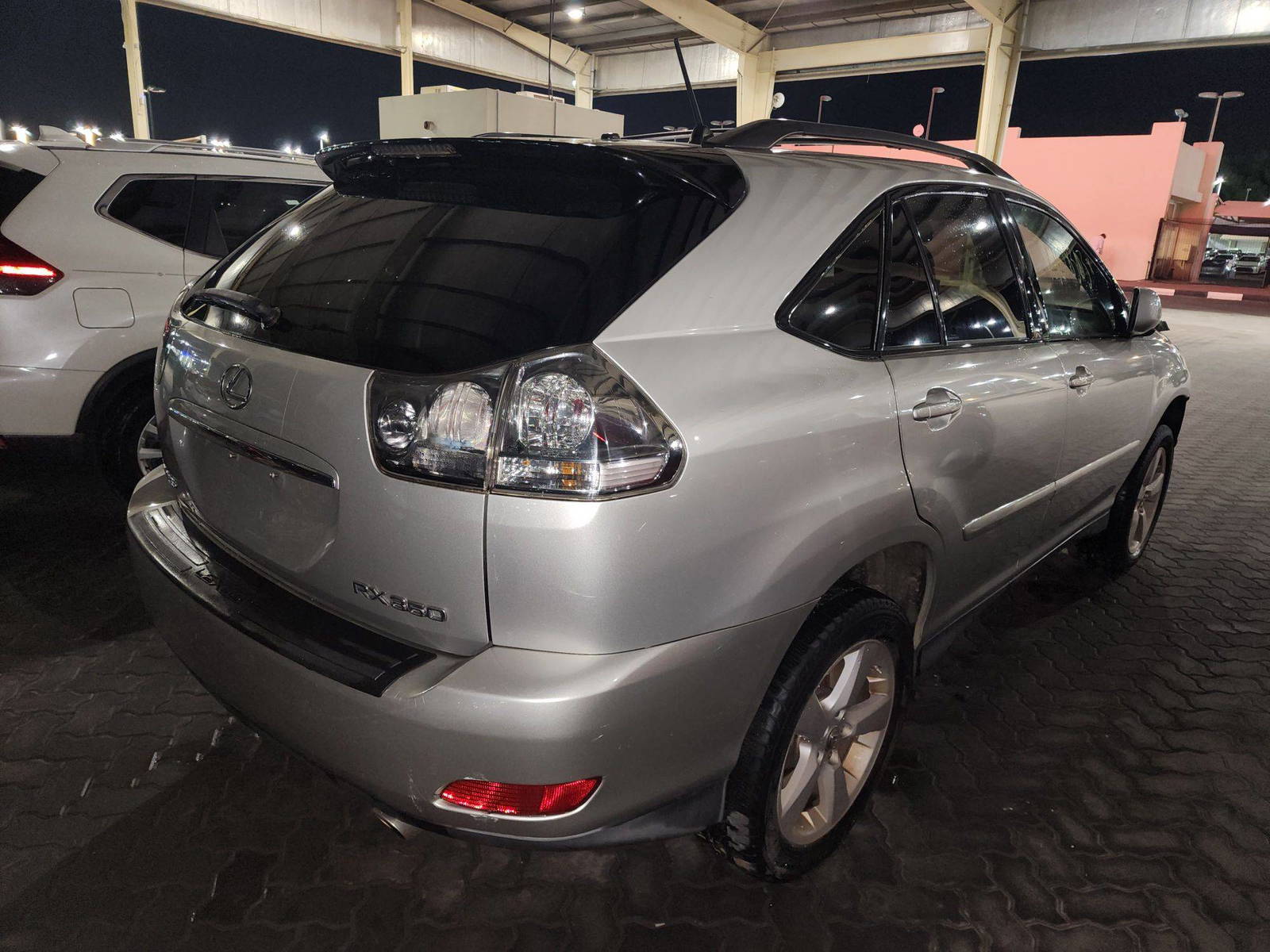 2007 LEXUS RX 350 — 167745 Miles — Lot 415021020 - Marhaba Auctions Used Cars - Image 3
