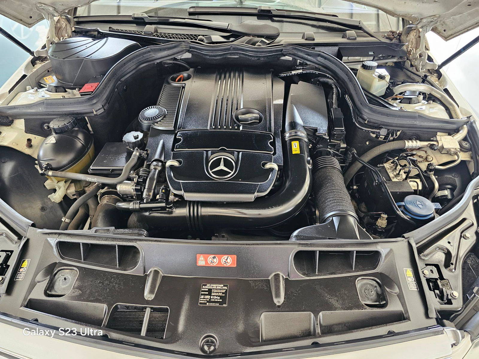 2013 MERCEDES BENZ C200 — 83104 KM — Lot 852420 — Main - Marhaba Auctions Used Cars - Image 12