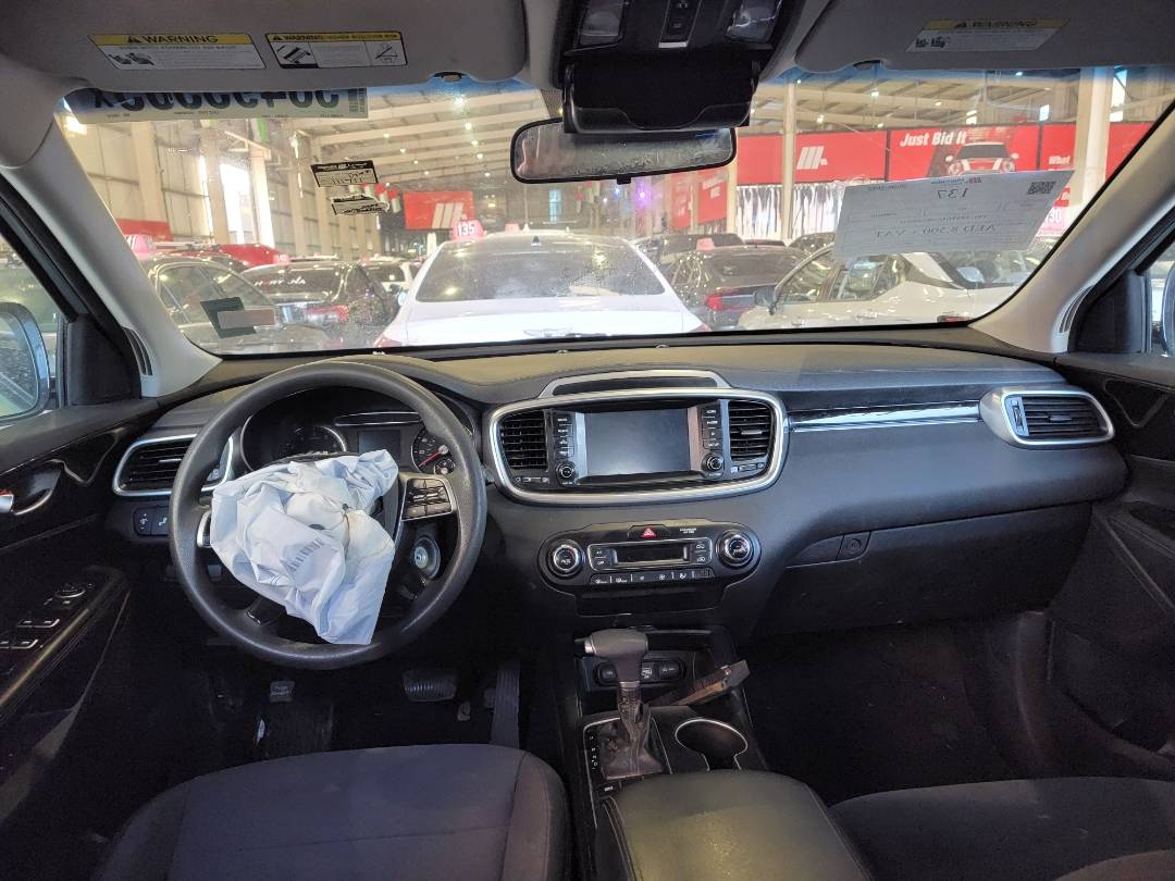 KIA SORENTO 2019 - Marhaba Auction Used Cars - Image 8