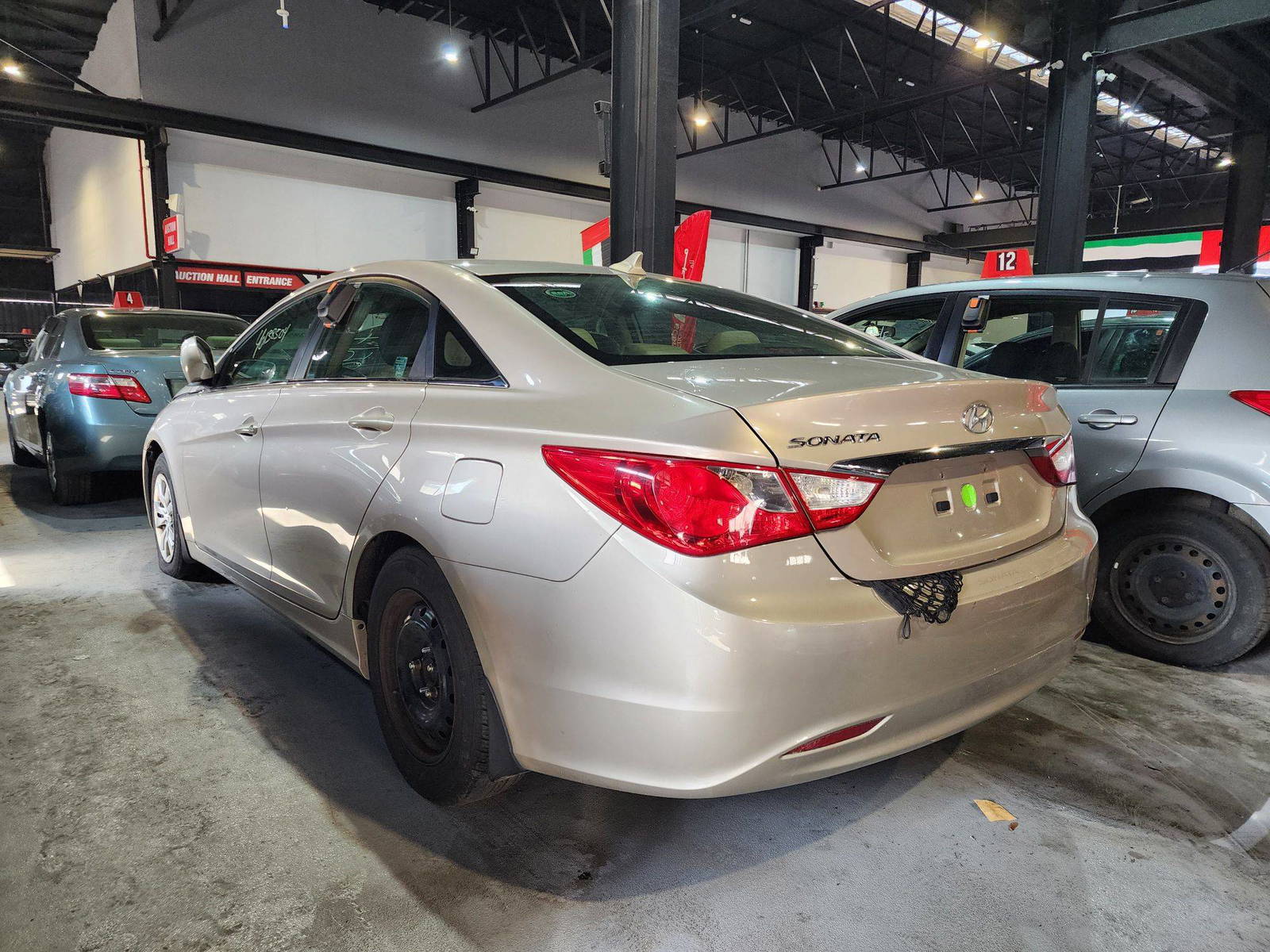 2011 HYUNDAI SONATA — 203165 Miles — Lot 40138504 — Souq - Marhaba Auctions Used Cars - Image 3