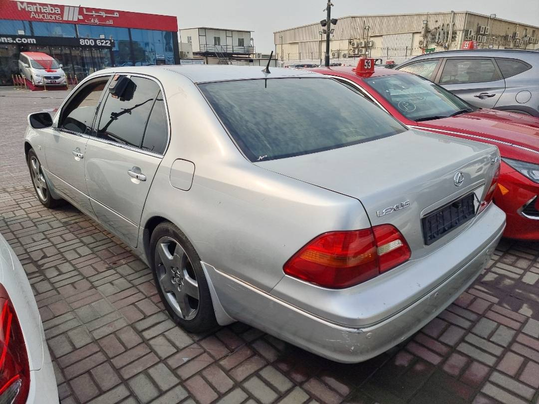 2002 LEXUS LS 430 — 449683 KM — Lot 081608 — Ind. 12 - Marhaba Auctions Used Cars - Image 5