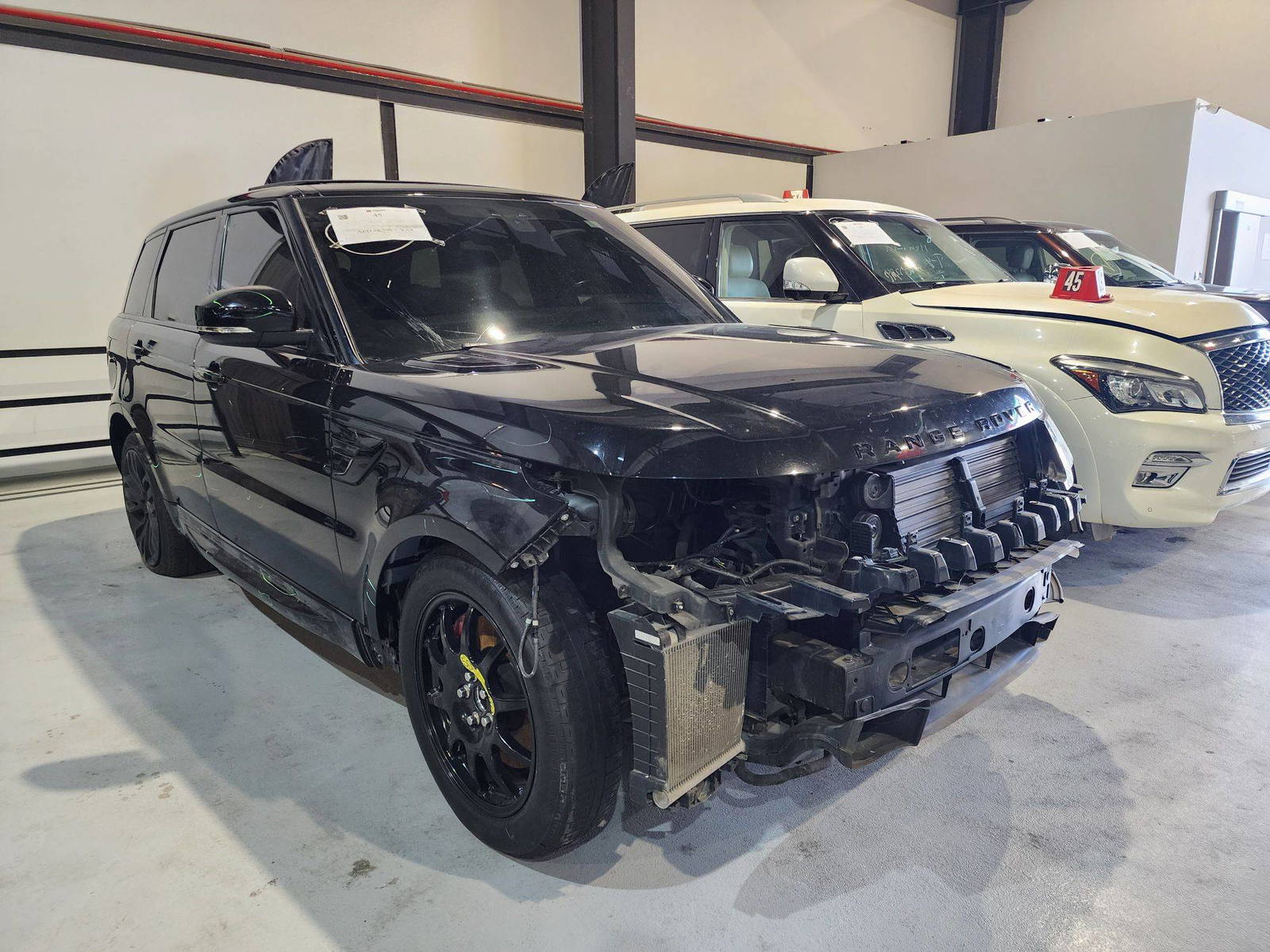 2019 LAND ROVER RANGE ROVER SPORT — 66515 Miles — Lot 13973 — Al Quoz - Marhaba Auctions Used Cars - Image 4