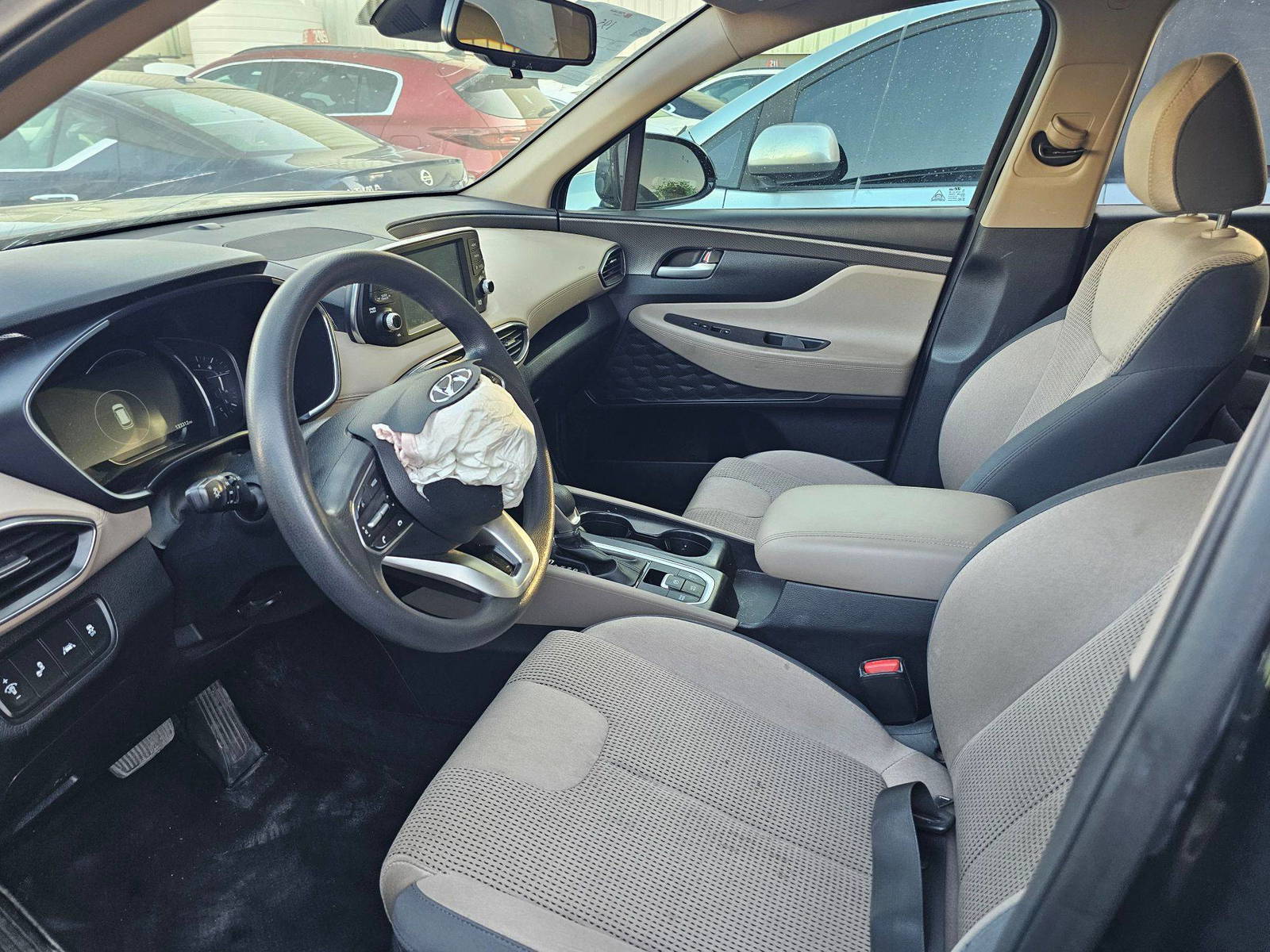 HYUNDAI SANTA FE 2019 - Marhaba Auction Used Cars - Image 8