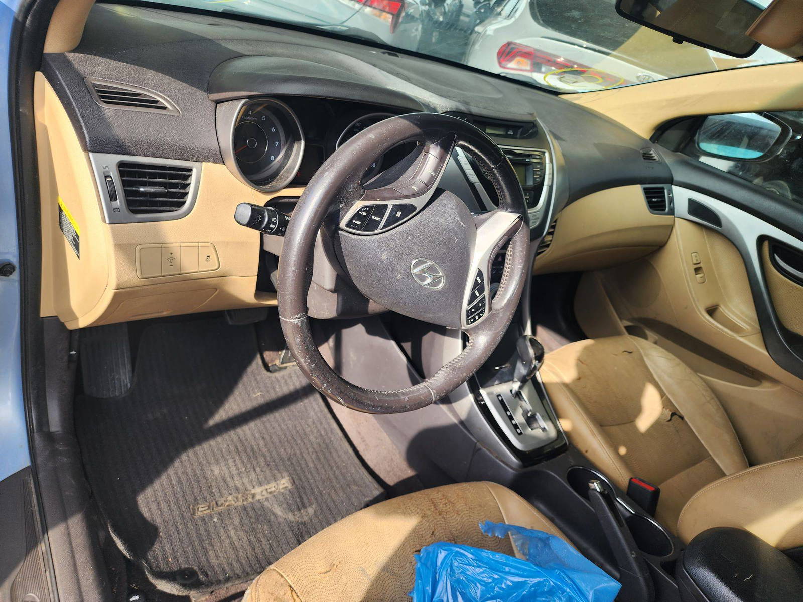 2011 HYUNDAI ELANTRA — 190693 Miles — Lot 69150853 - Marhaba Auctions Used Cars - Image 4