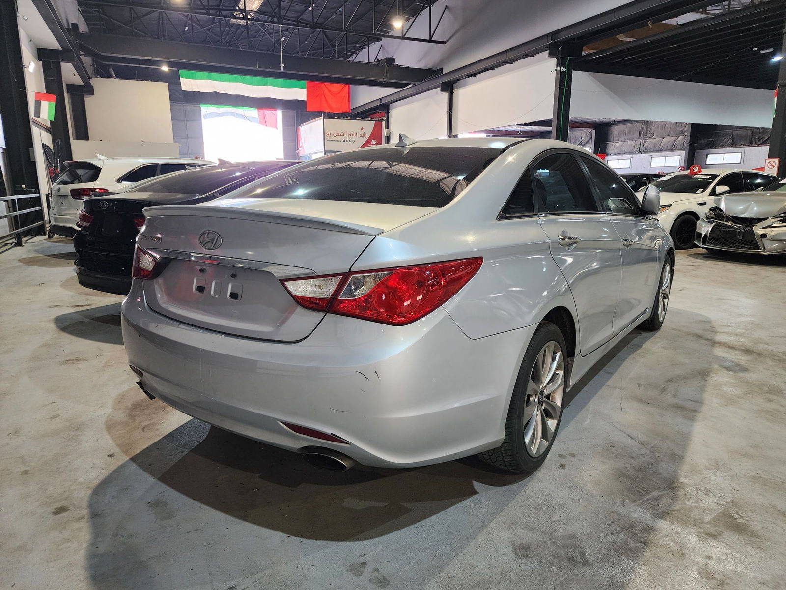 2013 HYUNDAI SONATA — 203255 Miles — Lot 86969384 — Al Quoz - Marhaba Auctions Used Cars - Image 5