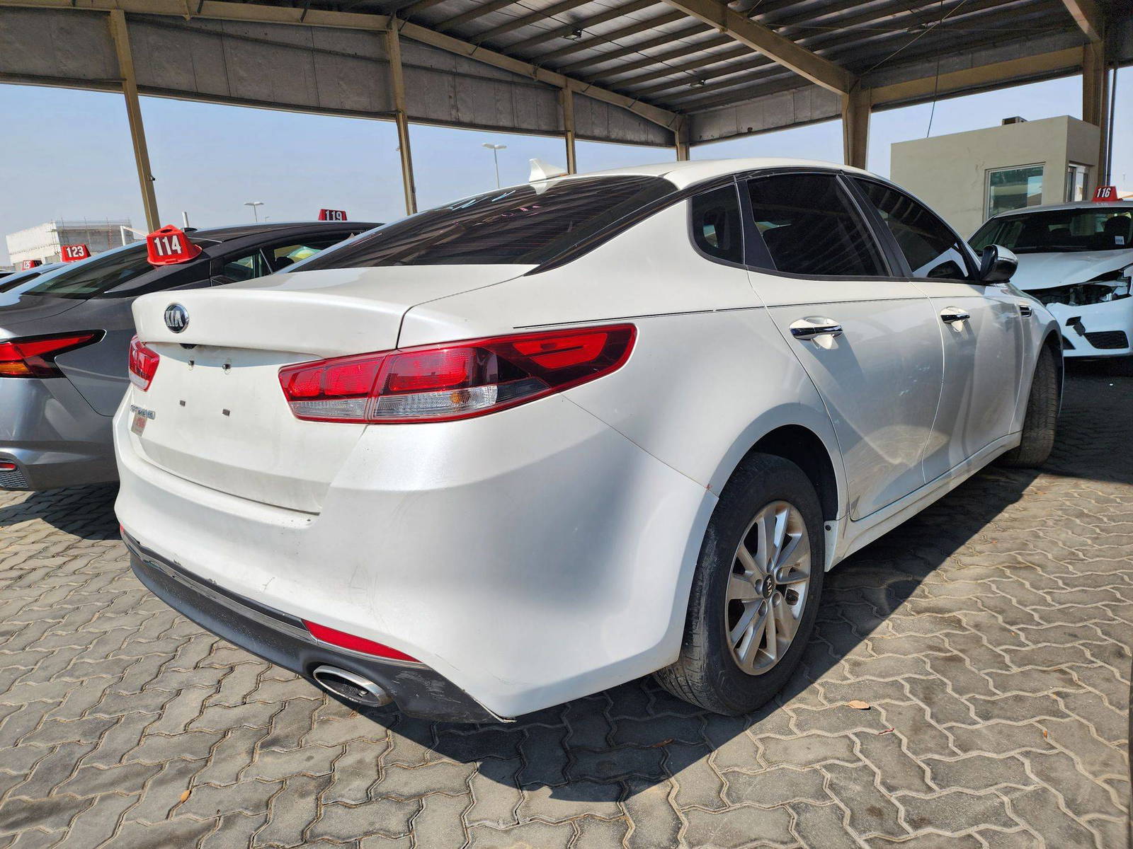 2016 KIA OPTIMA — 130279 Miles — Lot 878912 — Souq - Marhaba Auctions Used Cars - Image 3