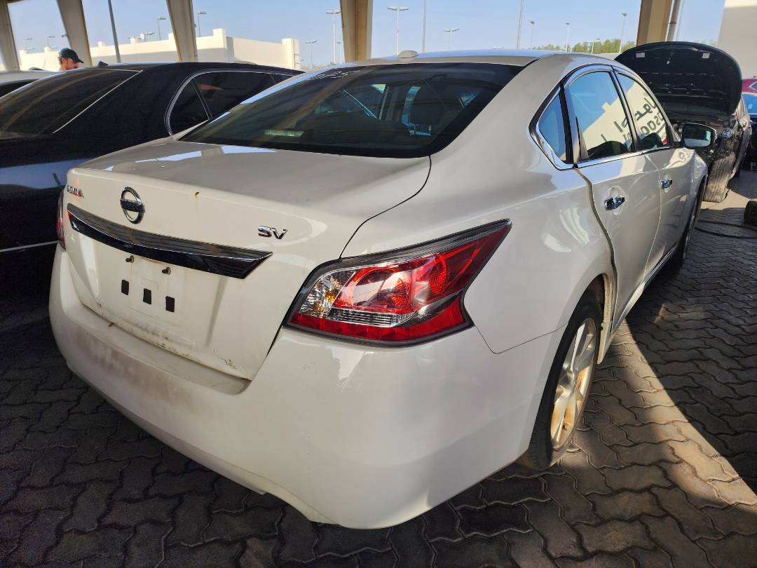 2015 NISSAN ALTIMA — 203325 Miles — Lot 38622184 - Marhaba Auctions Used Cars - Image 10