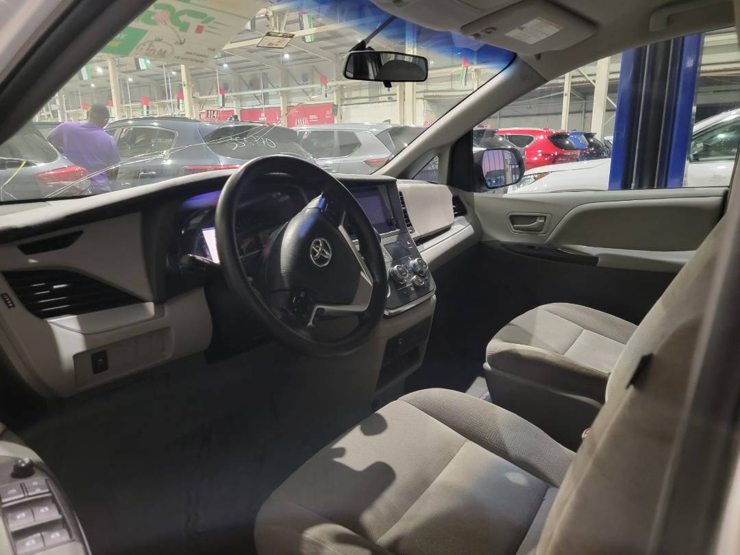 2016 TOYOTA SIENNA — 288141 Miles — Lot 743099 — Main - Marhaba Auctions Used Cars - Image 6