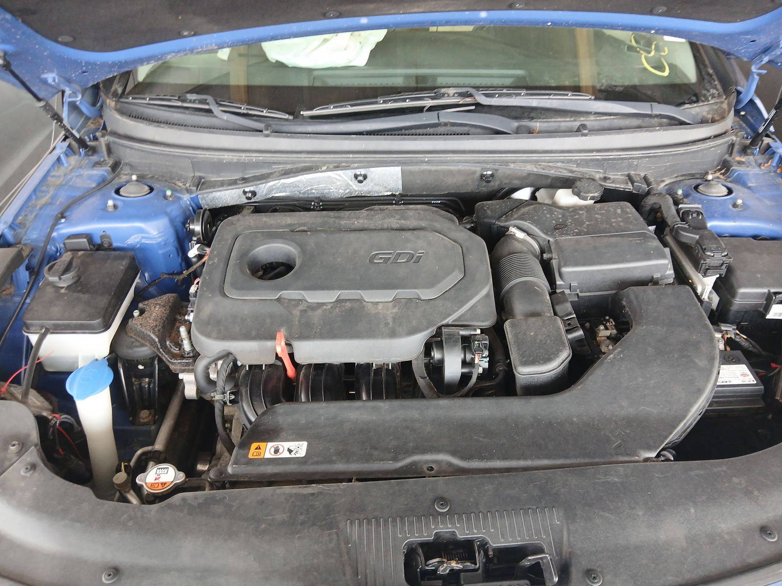 2015 HYUNDAI SONATA — 175065 KM — Lot 07831 — Souq - Marhaba Auctions Used Cars - Image 10