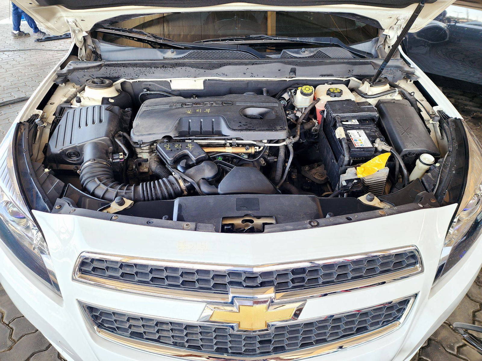 2012 CHEVROLET MALIBU — 155006 KM — Lot 013850 — Souq - Marhaba Auctions Used Cars - Image 11