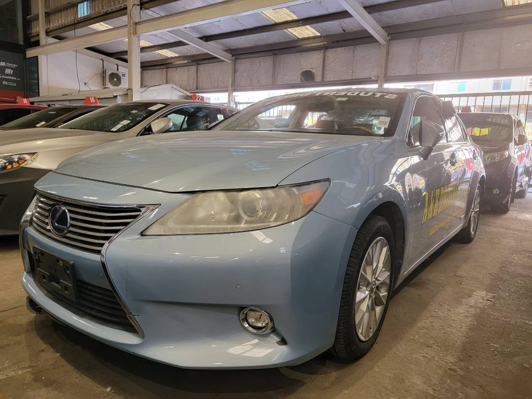 2013 LEXUS ES 300H — 151304 Miles — Lot D2036999 — Main - Marhaba Auctions Used Cars - Image 5
