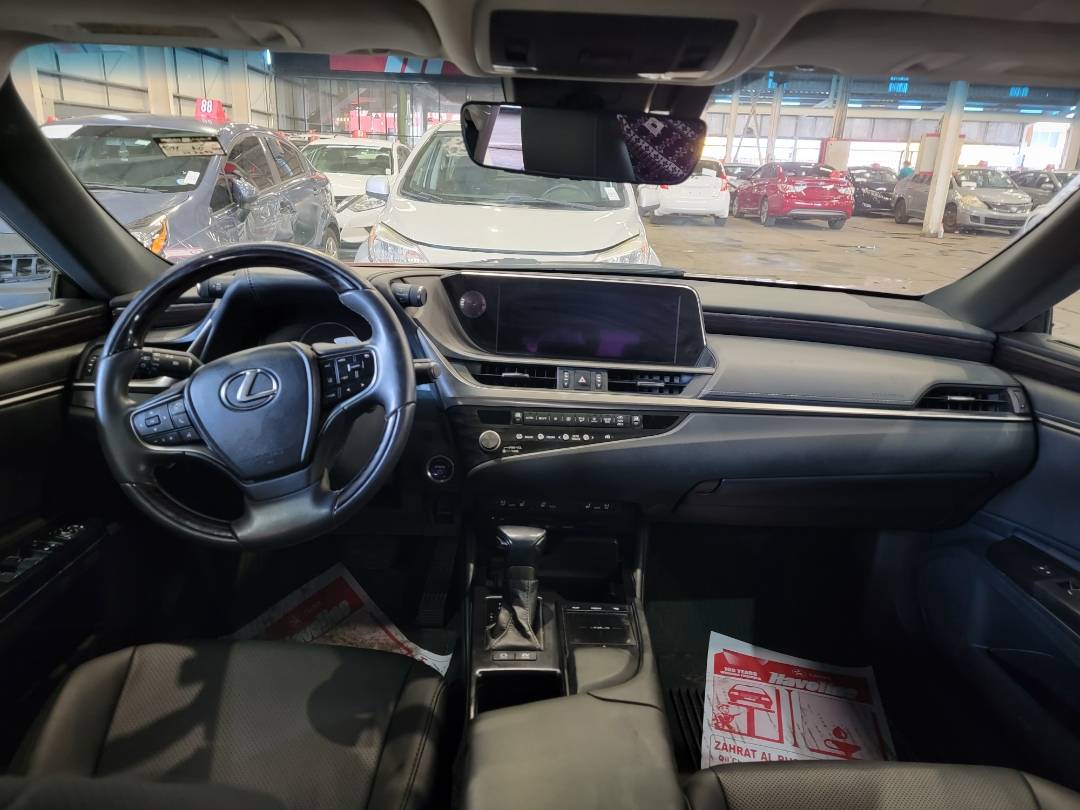 2021 LEXUS ES 300H — 143094 KM — Lot 3MU003938 — Main - Marhaba Auctions Used Cars - Image 7