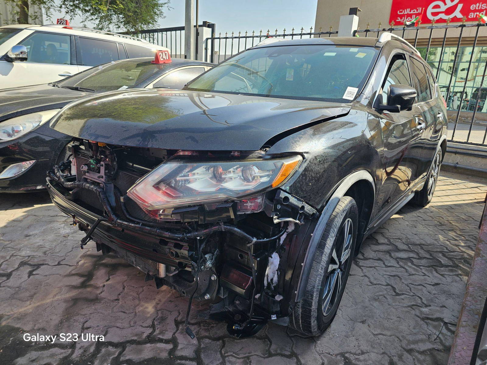 2017 NISSAN ROGUE — 134684 Miles — Lot 43027020 — Main - Marhaba Auctions Used Cars - Image 5