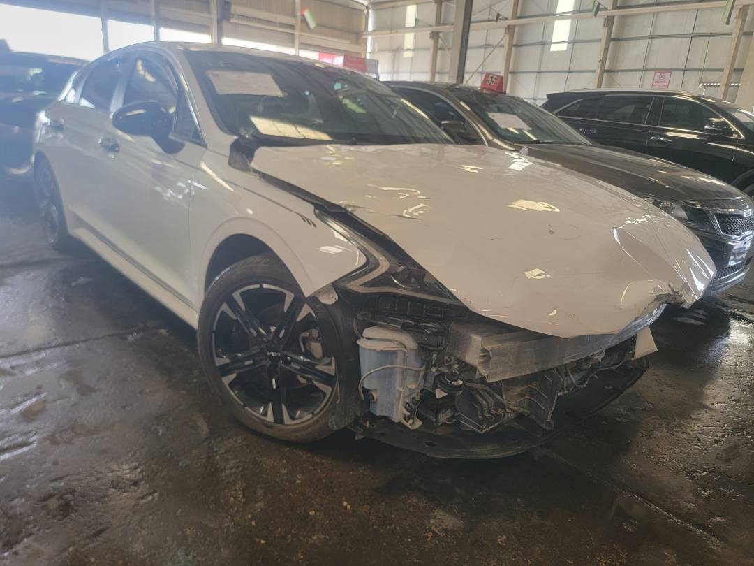 2023 KIA K5 — 37711 Miles — Lot G193968 — Main - Marhaba Auctions Used Cars - Image 5