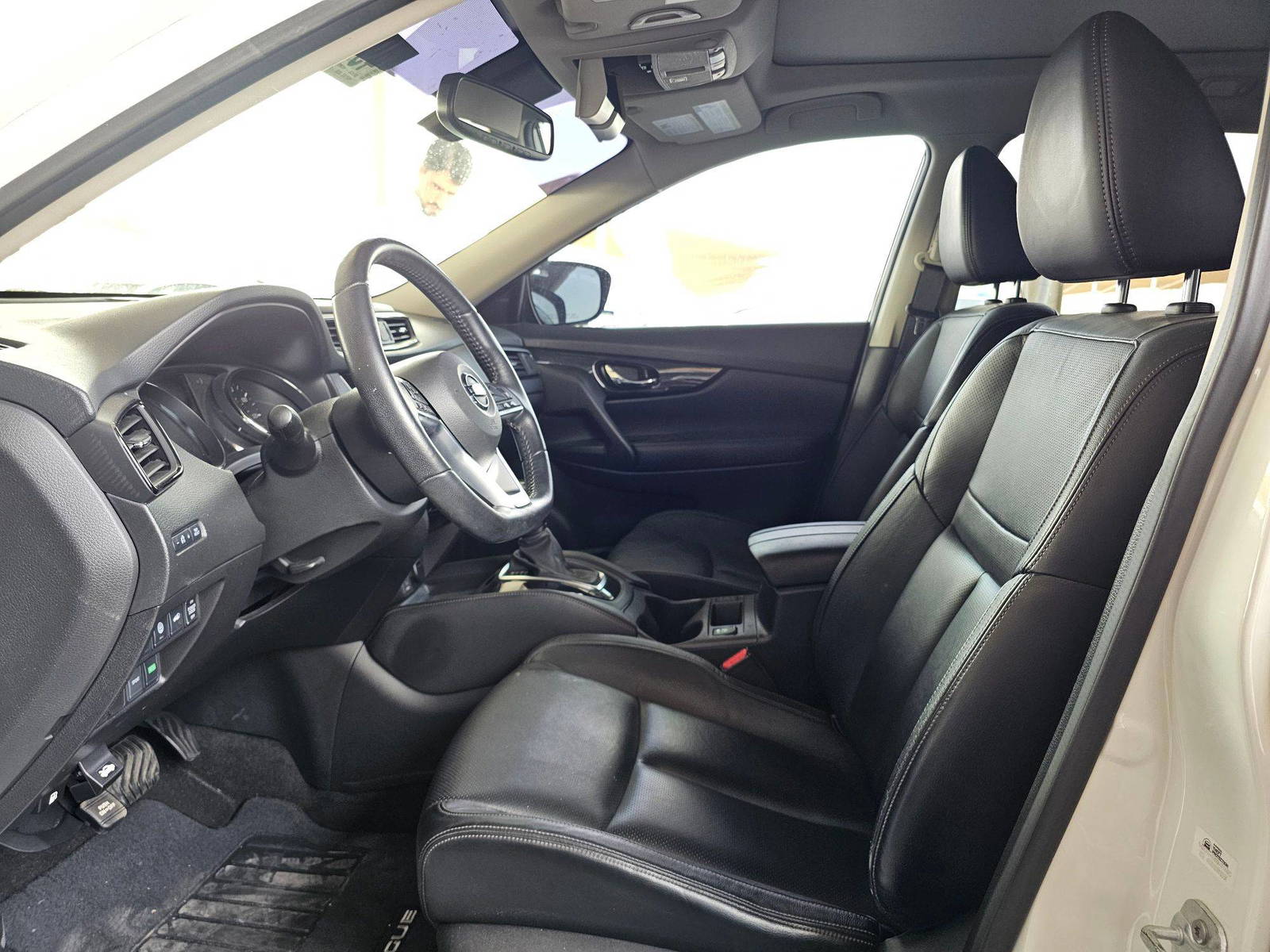 2017 NISSAN ROGUE — 73112 Miles — Lot T7HW144279 — Souq - Marhaba Auctions Used Cars - Image 9