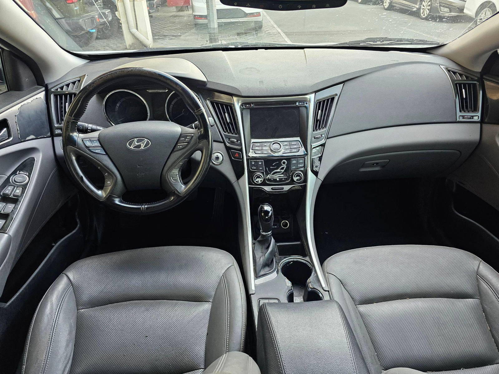 2015 HYUNDAI SONATA — 137928 Miles — Lot A135433 — Souq - Marhaba Auctions Used Cars - Image 8