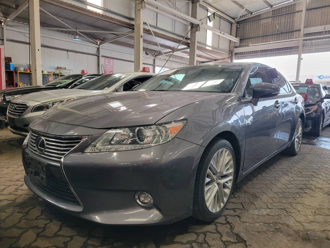 2015 LEXUS ES 350 — 123664 Miles — Lot 1GG1F2163943 — Main - Marhaba Auctions Used Cars - Image 5