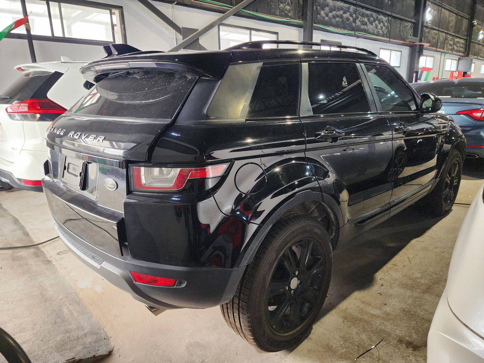 2017 LAND ROVER RANGE ROVER EVOQUE SE — 108872 Miles — Lot 88233565 — Ind. 12 - Marhaba Auctions Used Cars - Image 6