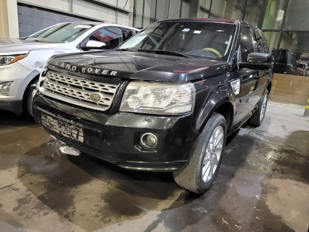 2014 LAND ROVER LR2 — 175563 KM — Lot EH396465 — Main - Marhaba Auctions Used Cars - Image 5