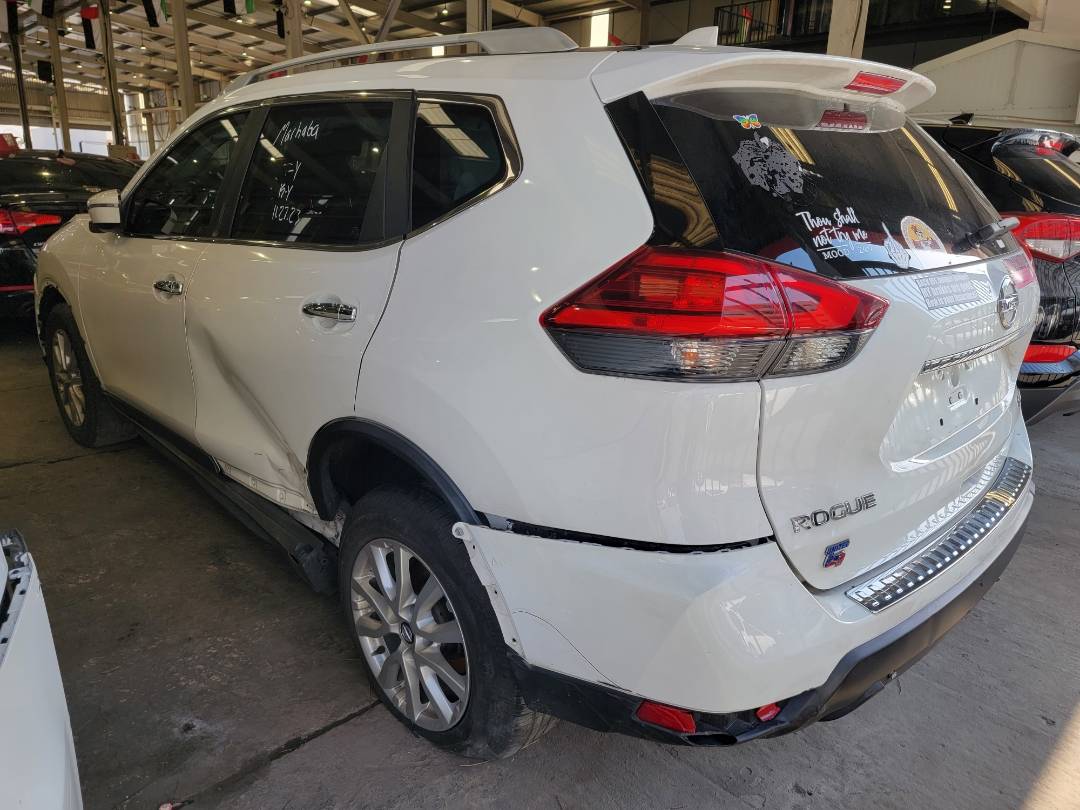2017 NISSAN ROGUE — 101630 Miles — Lot W000188 - Marhaba Auctions Used Cars - Image 3