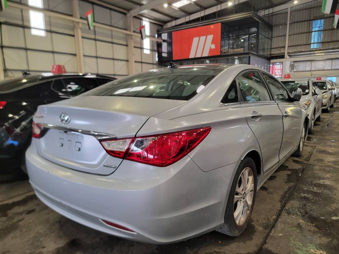 2012 HYUNDAI SONATA — 182769 Miles — Lot 37531984 — Main - Marhaba Auctions Used Cars - Image 3