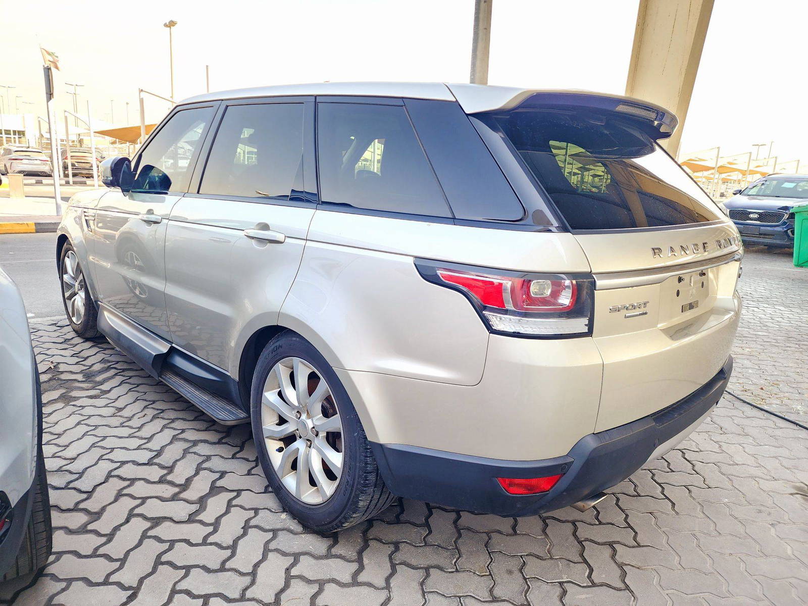 LAND ROVER RANGE ROVER SPORT HSE 2014 - Marhaba Auction Used Cars - Image 3