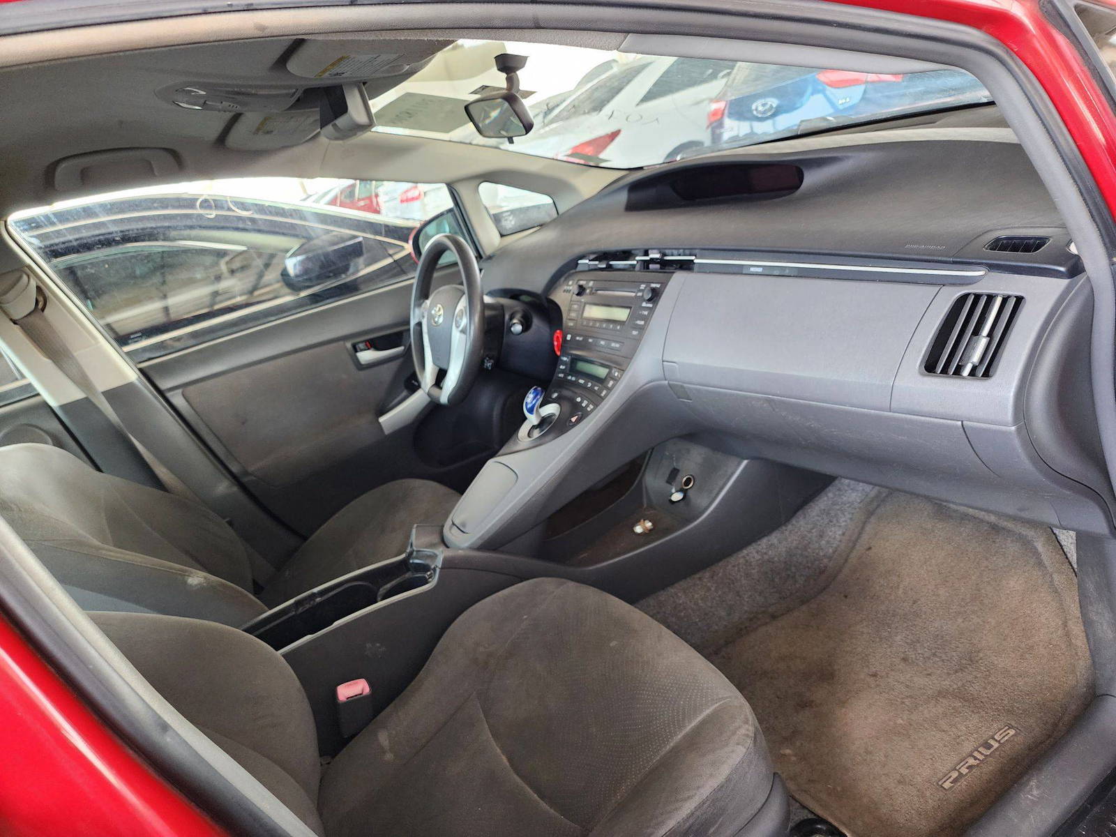 2010 TOYOTA PRIUS — 201877 Miles — Lot 7012 — Main - Marhaba Auctions Used Cars - Image 5