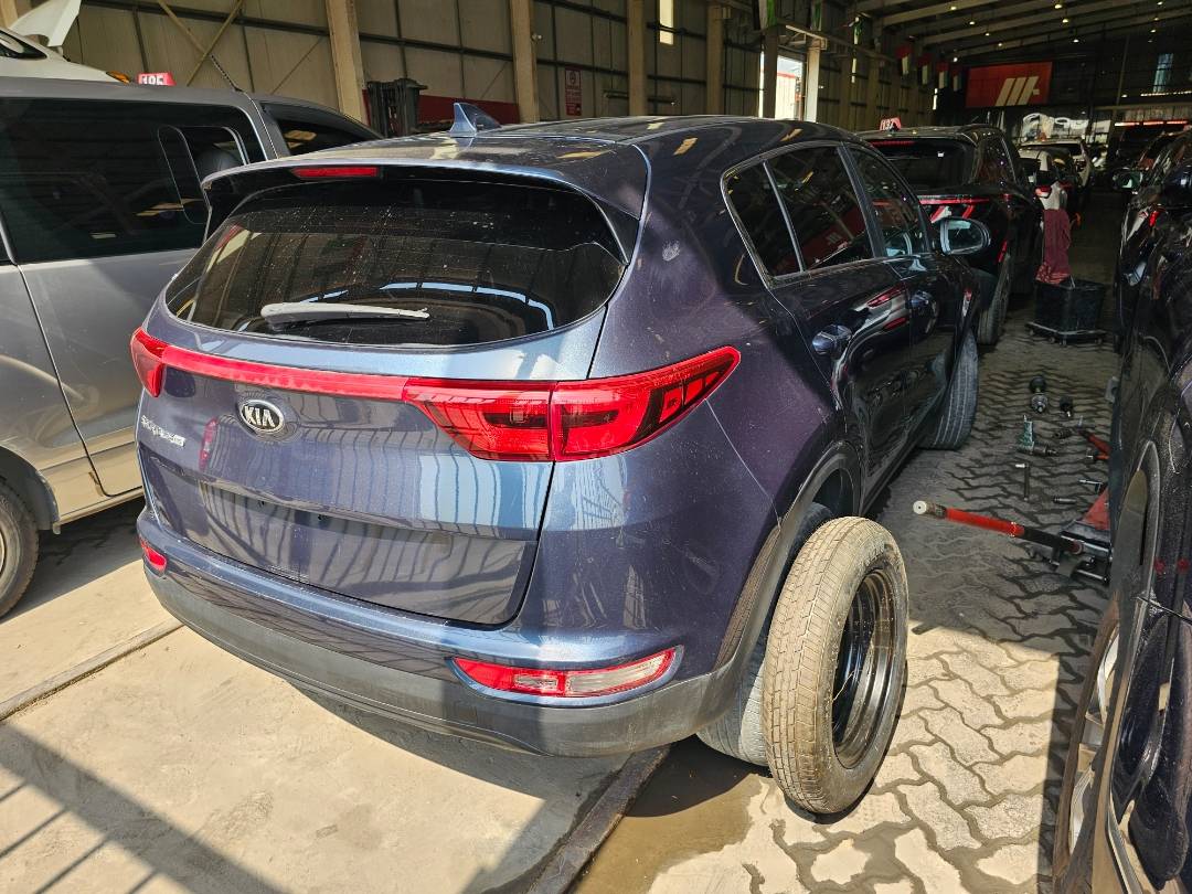 2018 KIA SPORTAGE — 184471 Miles — Lot 1J7448737 — Main - Marhaba Auctions Used Cars - Image 3