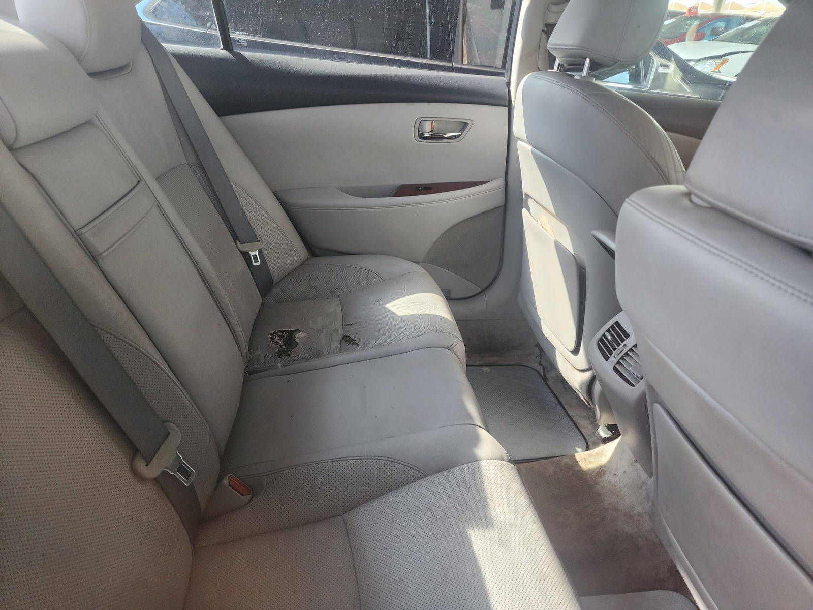 2007 LEXUS ES 350 — 272427 Miles — Lot 37650281 - Marhaba Auctions Used Cars - Image 10