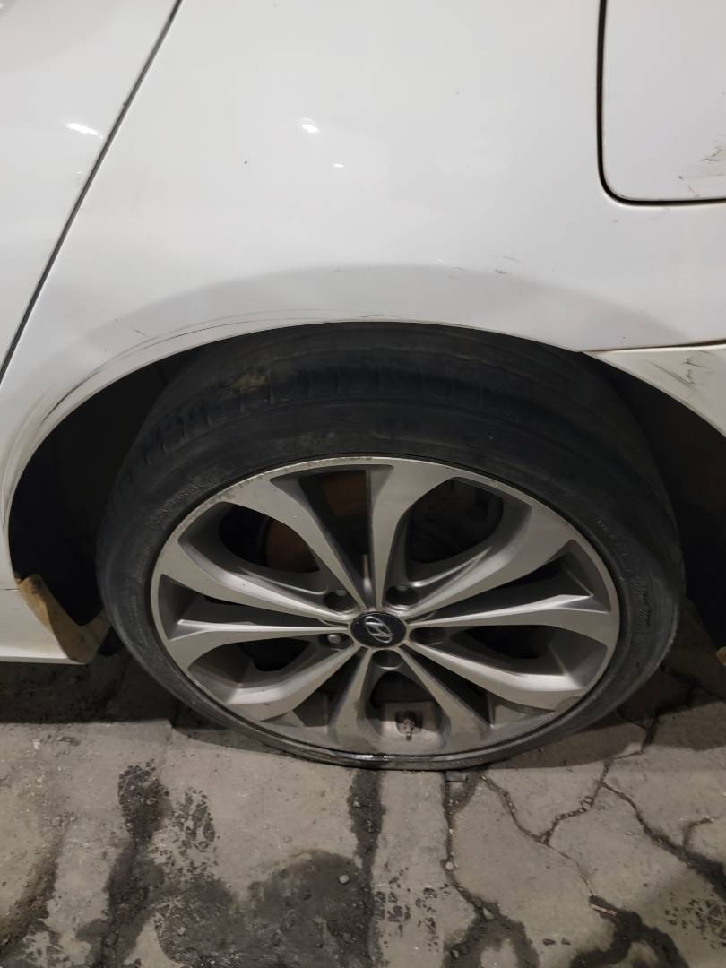 2013 HYUNDAI SONATA — 205903 Miles — Lot 06800 — Main - Marhaba Auctions Used Cars - Image 8