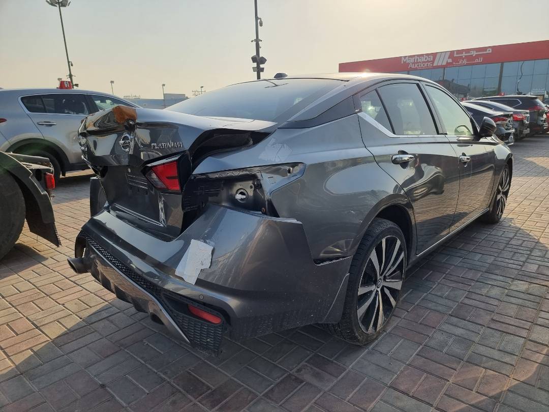2020 NISSAN ALTIMA — 109402 Miles — Lot 125487 — Ind. 12 - Marhaba Auctions Used Cars - Image 4