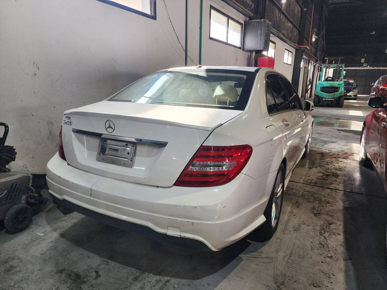 MERCEDES BENZ C 250 2014 - Marhaba Auction Used Cars - Image 5