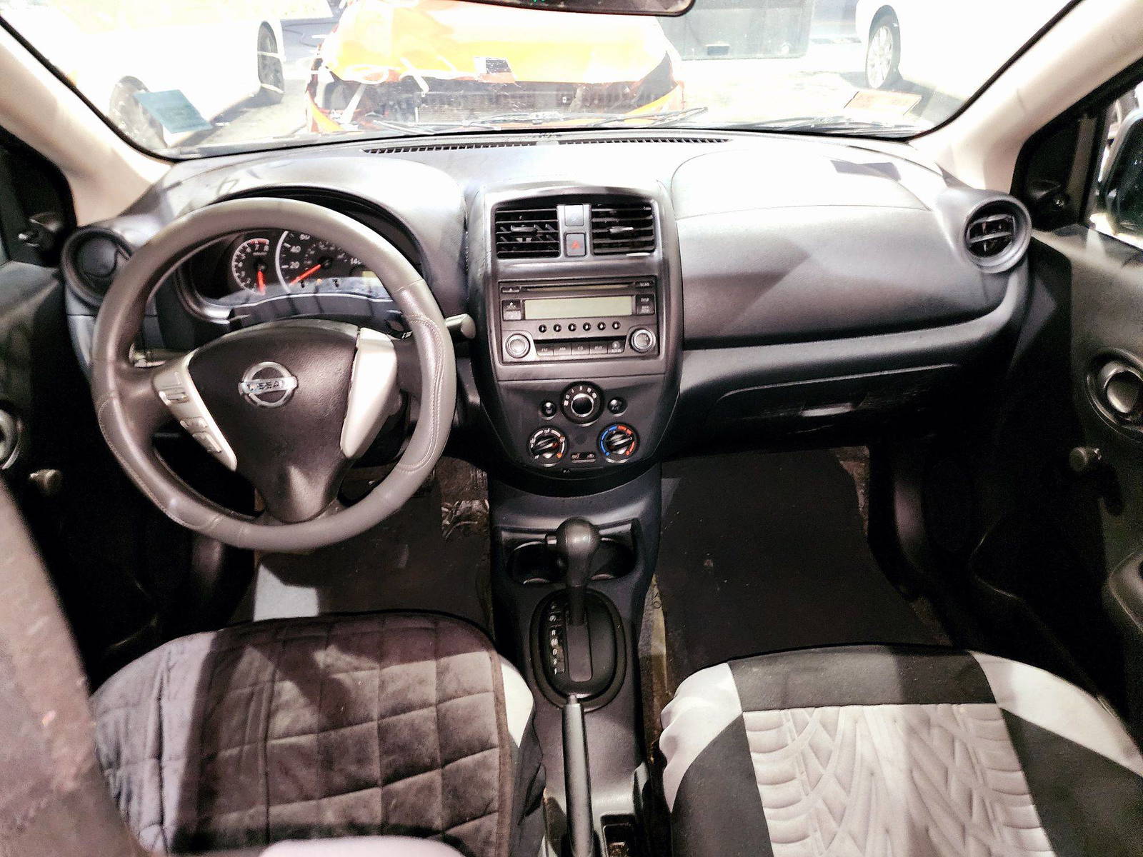 2015 NISSAN VERSA — 118595 Miles — Lot L837917 — Souq - Marhaba Auctions Used Cars - Image 7