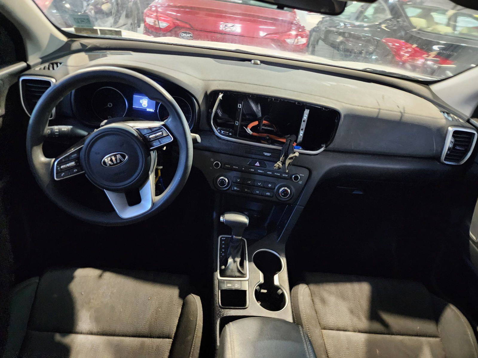 2022 KIA SPORTAGE — 34142 Miles — Lot 77875374 — Al Quoz - Marhaba Auctions Used Cars - Image 8