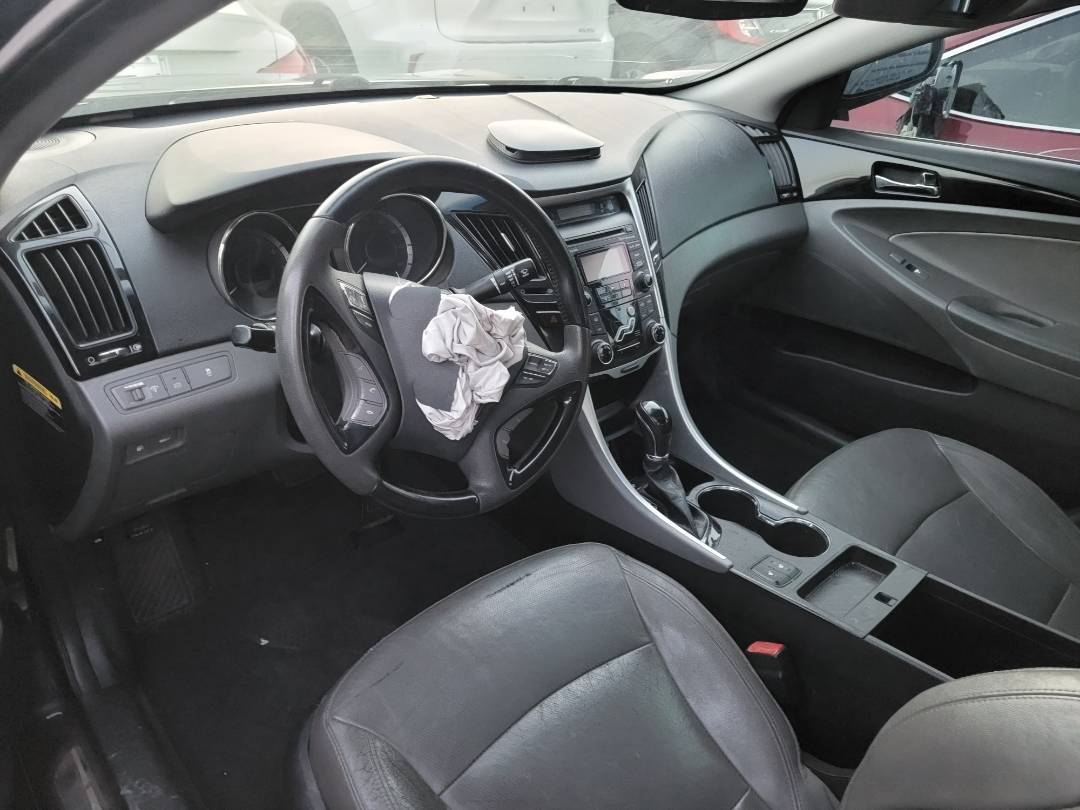 2012 HYUNDAI SONATA — 209971 Miles — Lot H479902 — Main - Marhaba Auctions Used Cars - Image 7