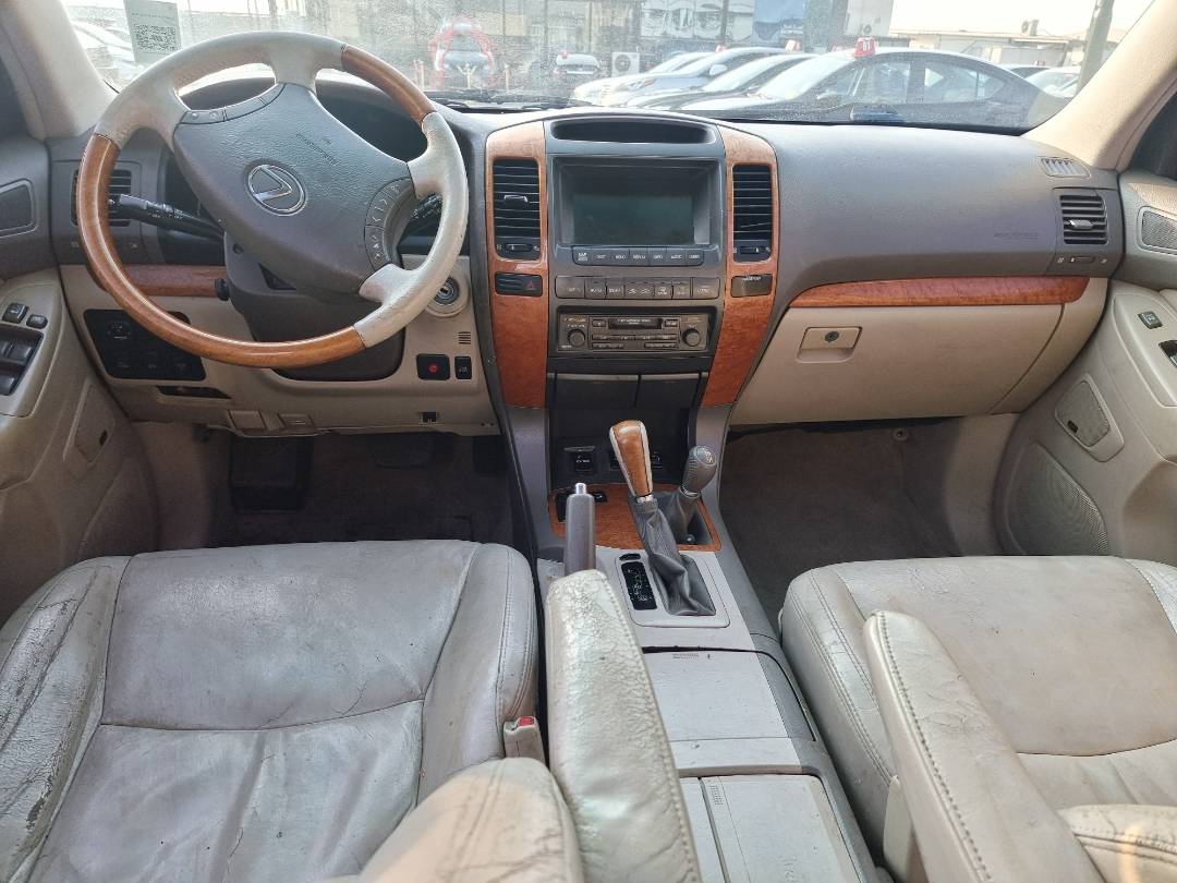 2005 LEXUS GX 470 — 233736 Miles — Lot 125487 — Ind. 12 - Marhaba Auctions Used Cars - Image 7