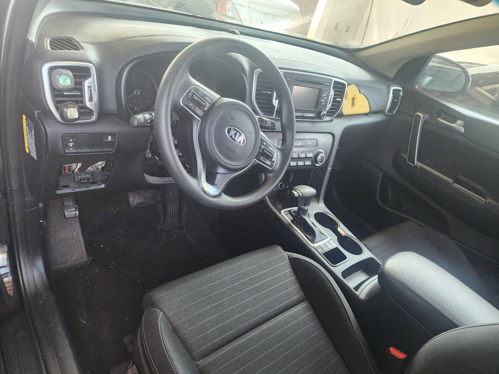 2018 KIA SPORTAGE — 107683 Miles — Lot 52030813 - Marhaba Auctions Used Cars - Image 4