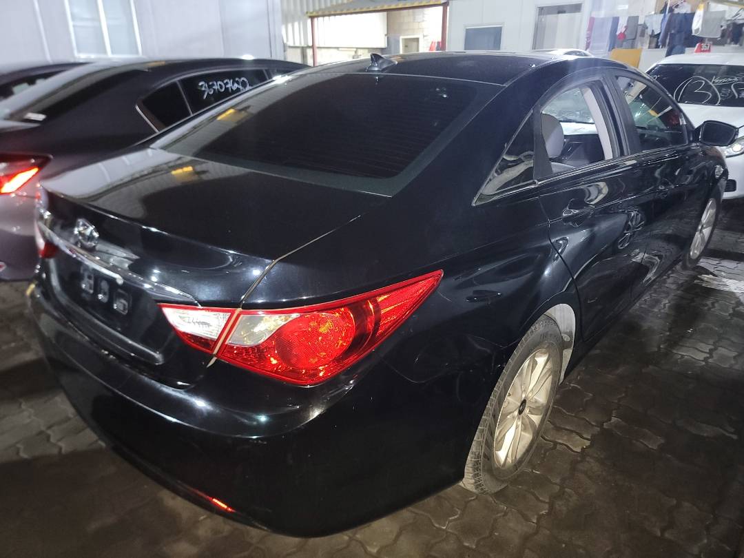 2013 HYUNDAI SONATA — 180158 Miles — Lot 37231348 - Marhaba Auctions Used Cars - Image 4