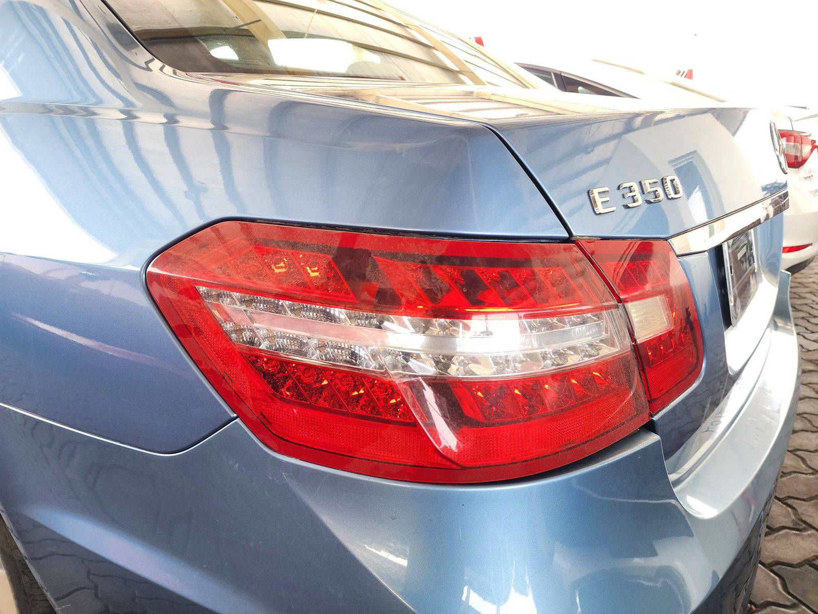 2012 MERCEDES BENZ E 350 — 176828 Miles — Lot 50103 — Souq - Marhaba Auctions Used Cars - Image 12