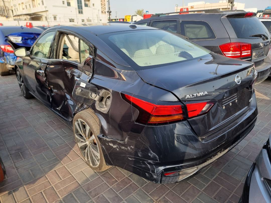 2020 NISSAN ALTIMA — 52096 Miles — Lot C172240 — Ind. 12 - Marhaba Auctions Used Cars - Image 5