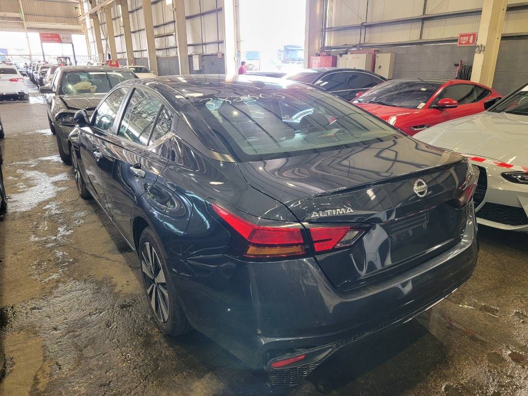 2021 NISSAN ALTIMA — 71710 Miles — Lot MN388505 — Main - Marhaba Auctions Used Cars - Image 3